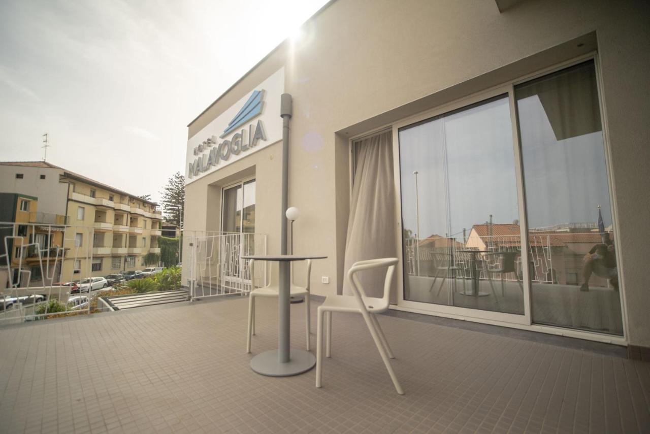 Hotel Malavoglia Aci Castello Exterior photo