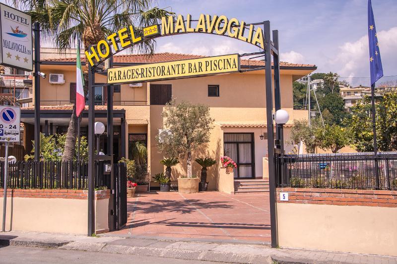 Hotel Malavoglia Aci Castello Exterior photo